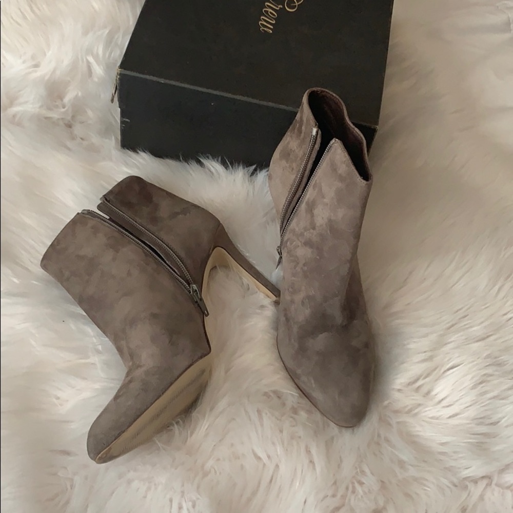 ⬇️REDUCED! J.Crew grey suede ankle boots